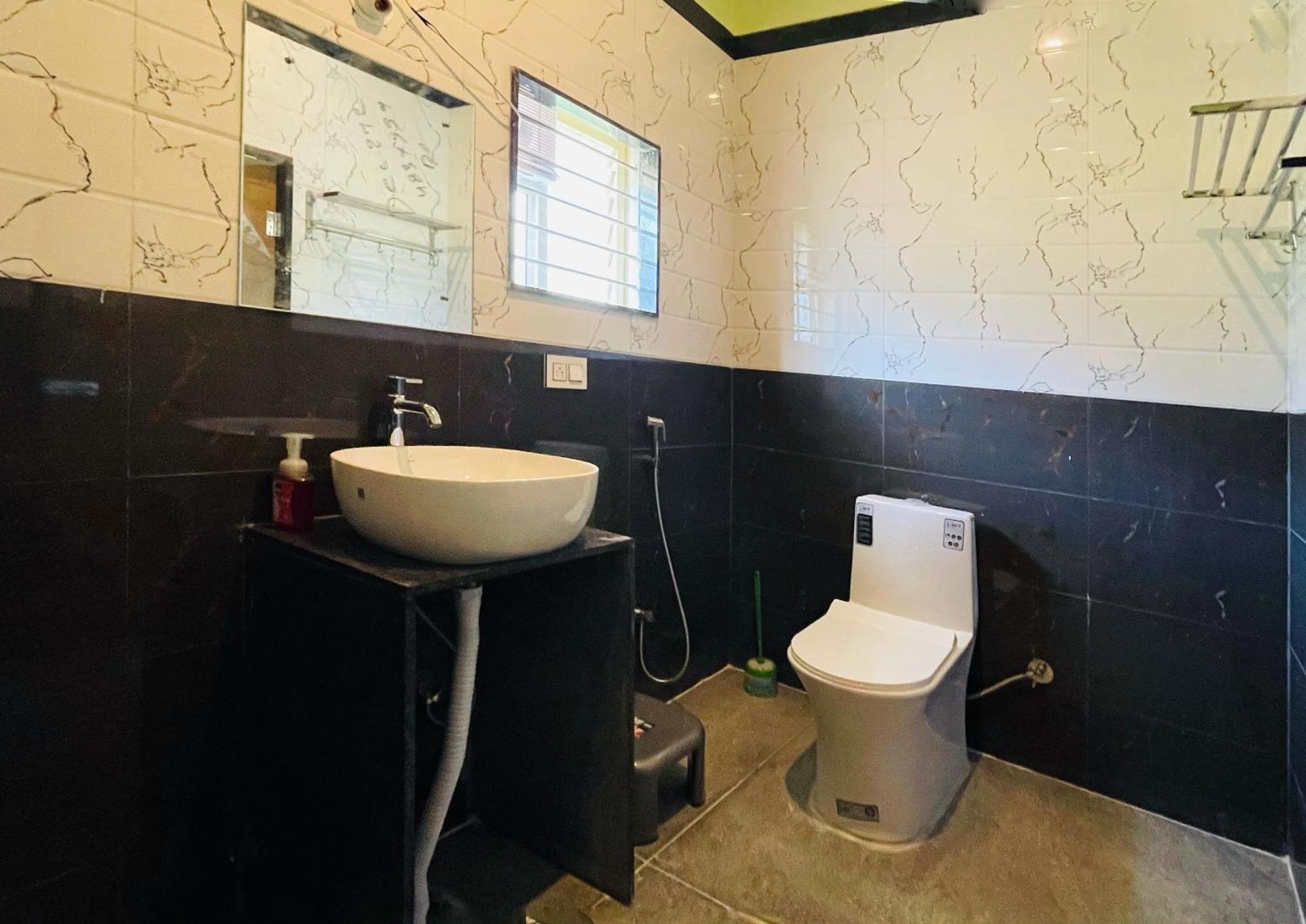 Rashi Z View Estate Stay Tarikere Exterior photo